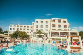 Hotel Valamar Luna Island